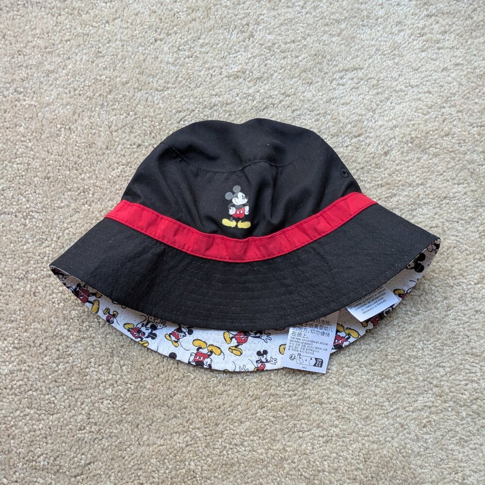 ❌SOLD❌ NWT Mickey Mouse Reversible Bucket Hat